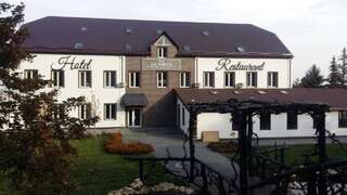 Фото Отель La Maison Hotel г. Орхей